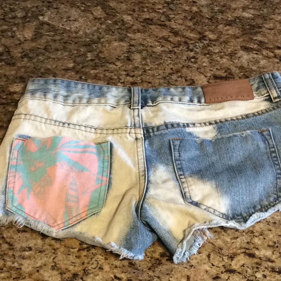 Billabong laneway shorts - Picture 3 of 3